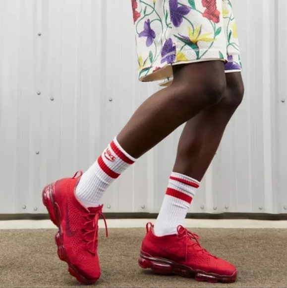 Nike Air VaporMax 2023 Flyknit "Track Red/Mystic Red" Men's Shoe - Picture 9 of 10